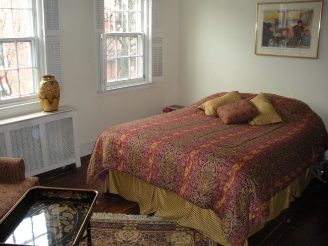 master bedroom with three windows - 1310 33rd St NW