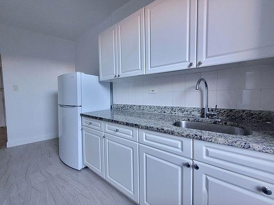 Primary Photo - 1 bedroom in BRONX NY 10457