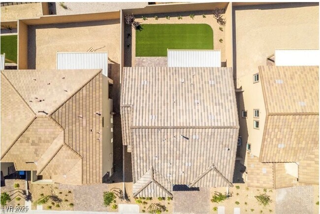 Building Photo - 10407 Sadie Blake Ave