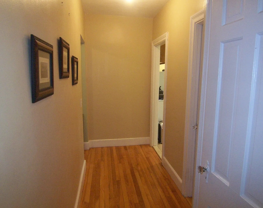 Building Photo - 97 Strathmore Rd