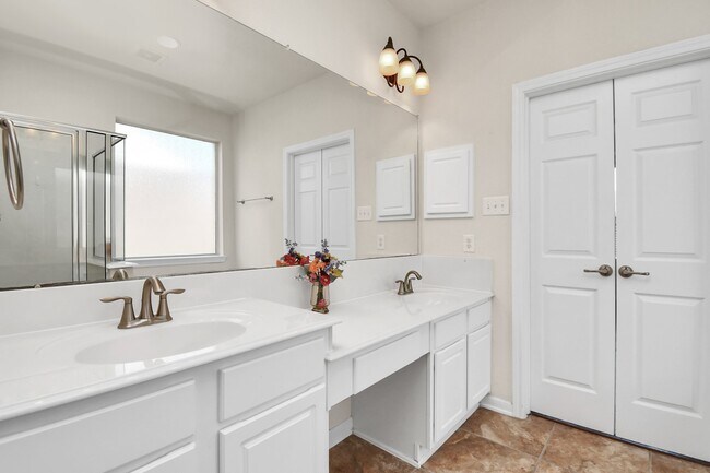 Building Photo - 8627 Sweet Pasture Dr