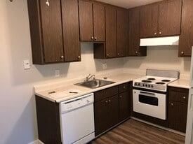 Building Photo - Hurley South Apartments