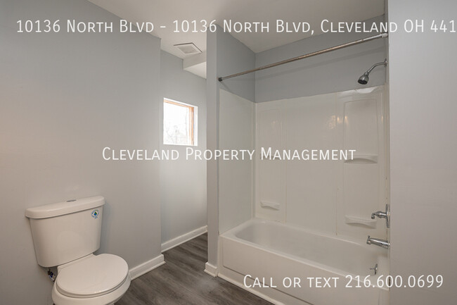 Building Photo - Newly Renovated Cleveland Duplex