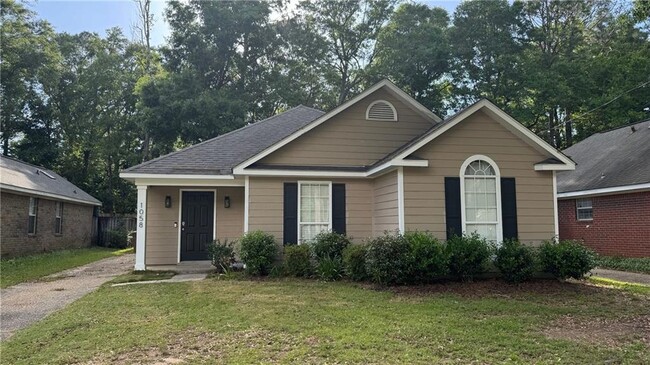 Primary Photo - 1058 McNeil Ave