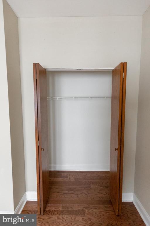 Building Photo - 1600 Walnut St