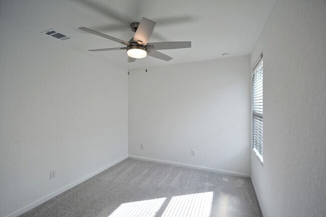 Building Photo - 11559 Field Briar