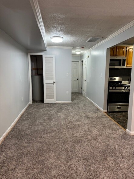 dining room 2 - 2608 Wade Rd SE