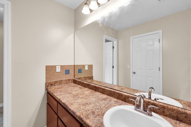 Building Photo - 4 Expedition Way