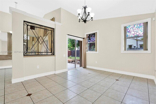 Building Photo - 9437 SW 183rd Terrace