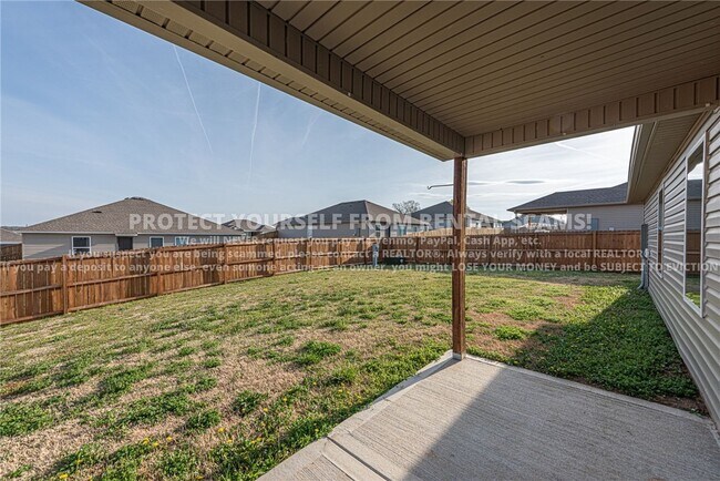 Building Photo - 2932 W Obsidian St