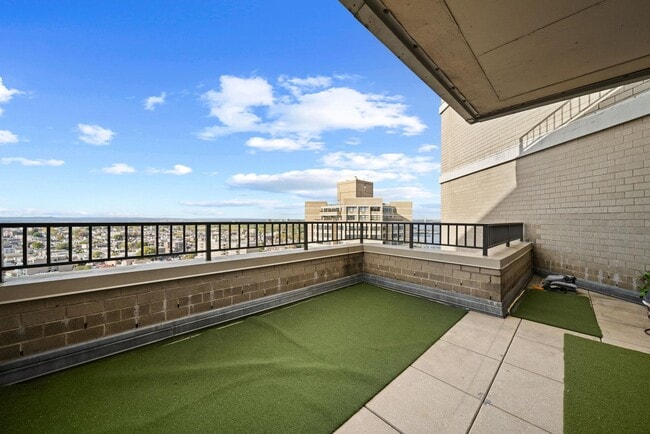 Building Photo - 7002 JFK Blvd E