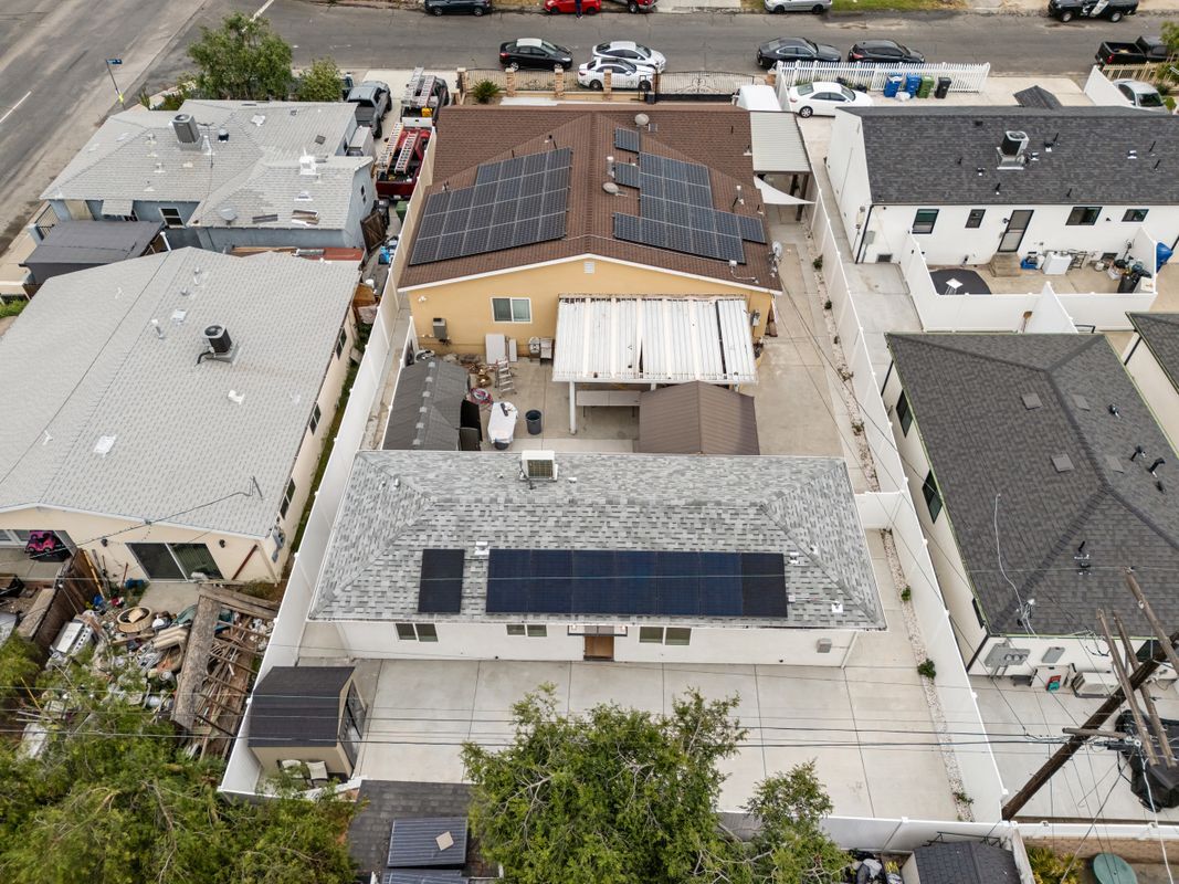 Building Photo - 8853 Remick Ave