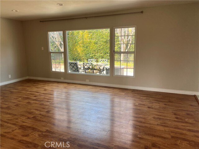 Building Photo - 935 N 1st Ave