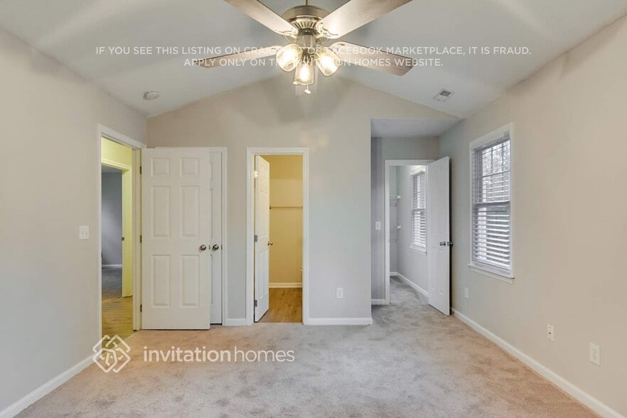 Building Photo - 3925 Old Coach Rd