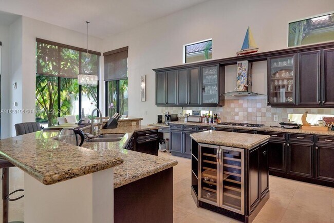 Building Photo - 17931 Lake Azure Way