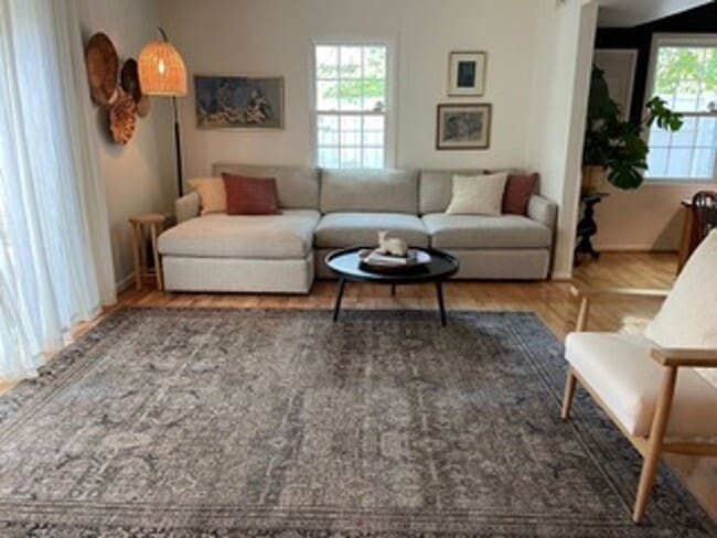 Building Photo - 3BD/2.5BA End Unit Townhouse in Hilltop Area!!