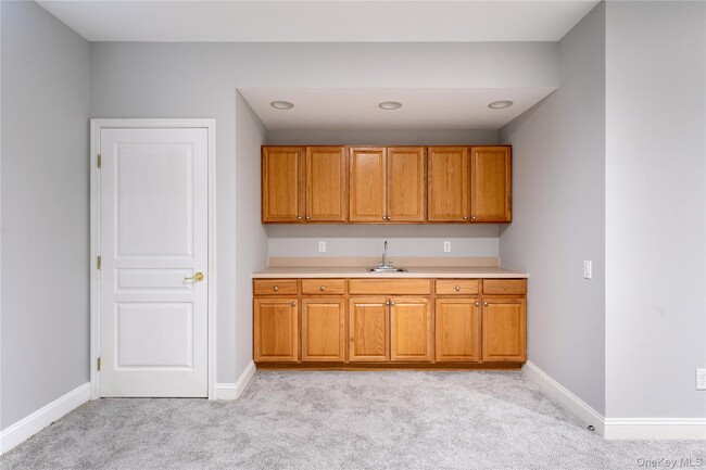 Building Photo - 48 Avolet Ct