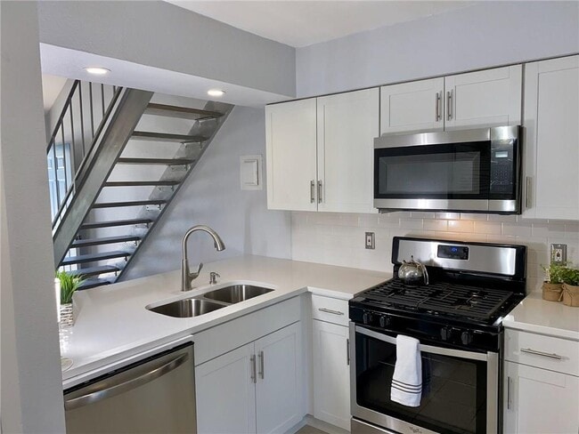 Building Photo - 3451 Willowrun Dr