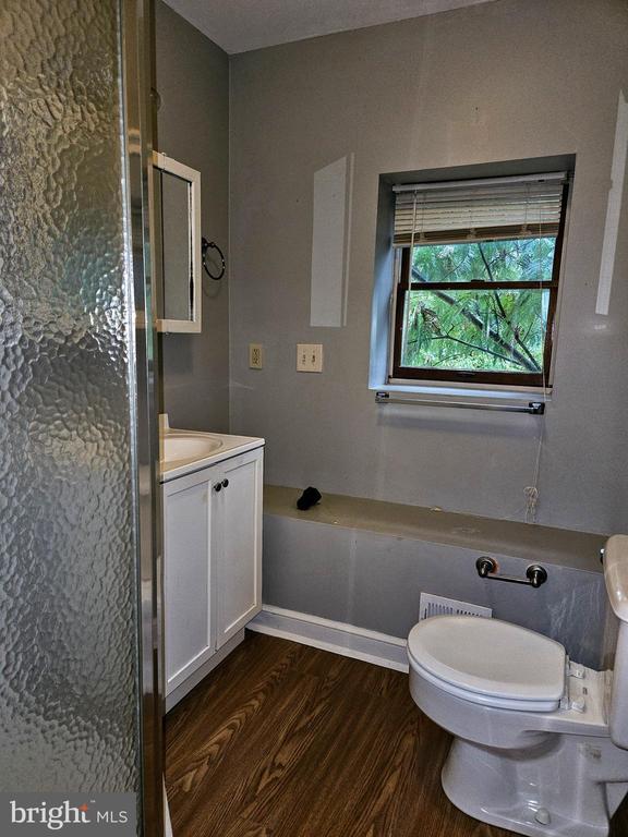 Building Photo - 355 Sturtons Ln