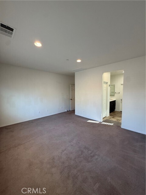 Building Photo - 6840 Sunsight Wy