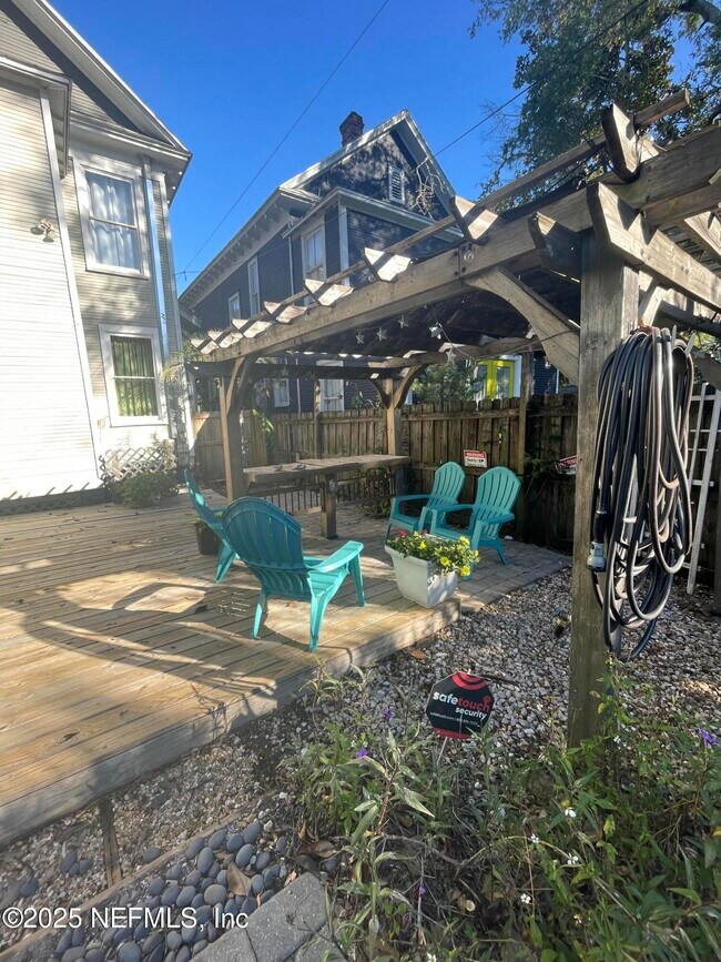 Building Photo - 1506 N Pearl St