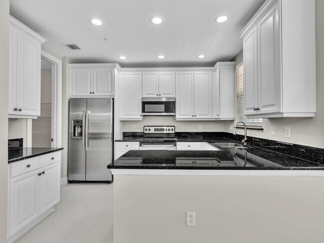 Building Photo - 2751 Ravella Way
