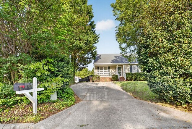 Building Photo - 3100 Brookrun Dr