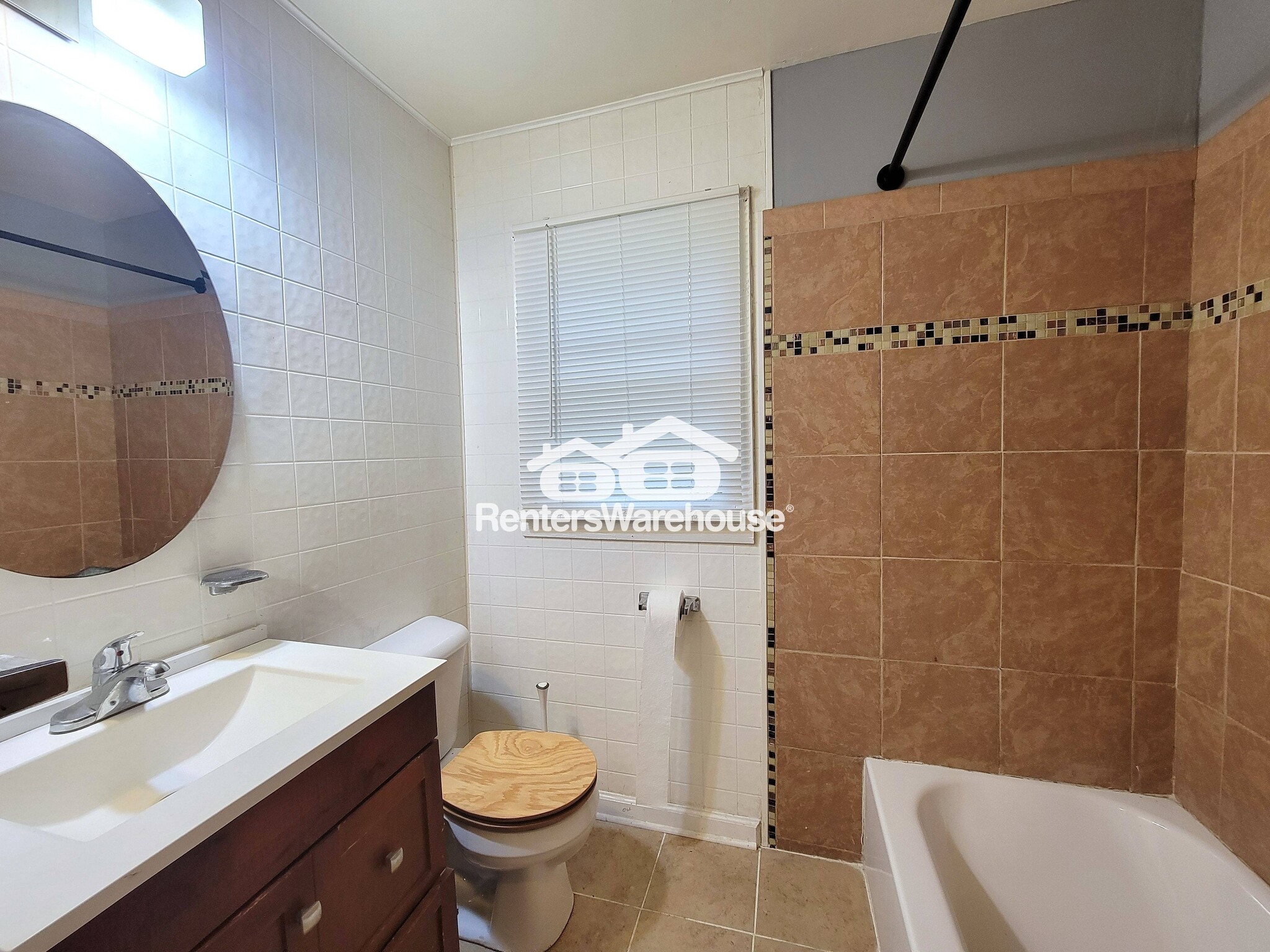 Building Photo - 3632 Clovis Ct NW