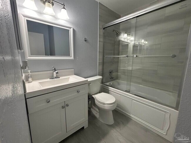 Building Photo - 4271 Reynosa Dr