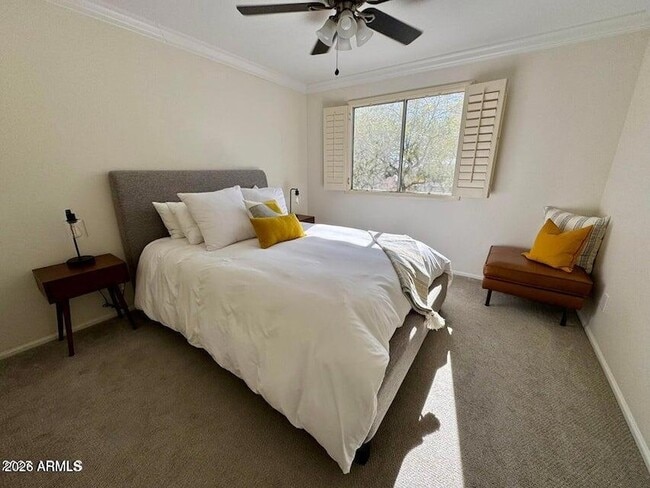 Building Photo - 1405 E Goldenrod St