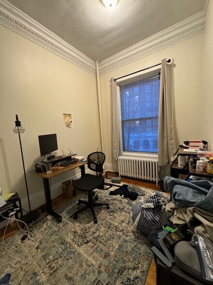 Building Photo - 43 Bay State Rd