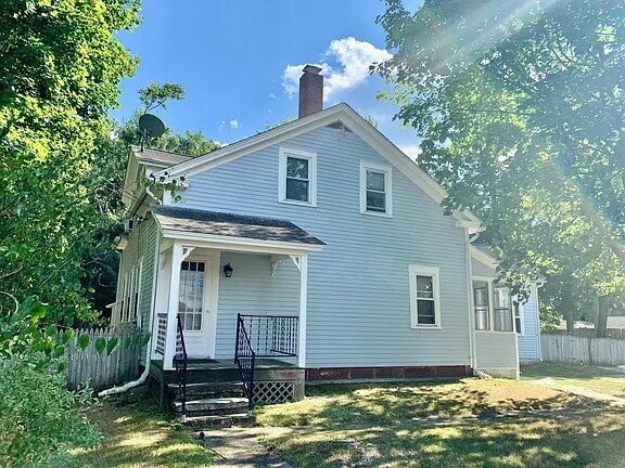 Building Photo - Single family colonial home in Wilbraham