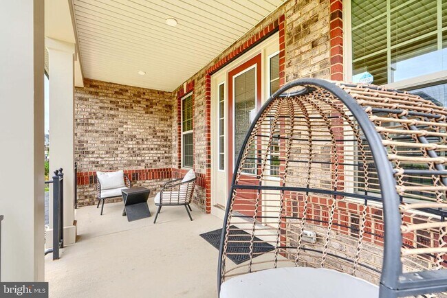 Building Photo - 7123 Starmount Ct
