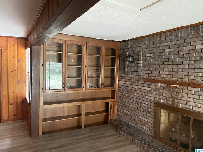 Building Photo - 6219 Johnson Rd
