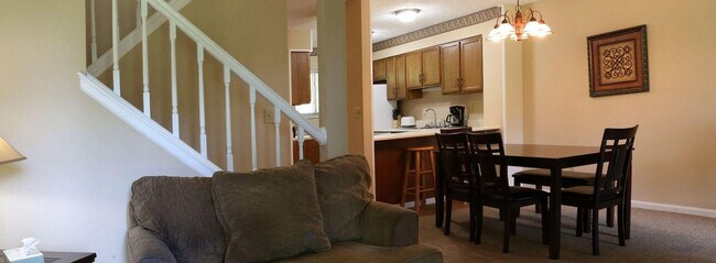 Primary Photo - 150 Lakeview Dr