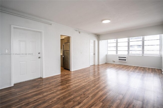 Building Photo - 8315 Byron Ave