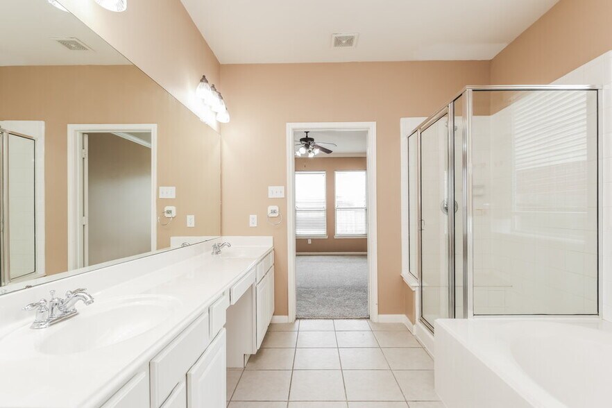 Building Photo - 17907 Calico Glen Ln