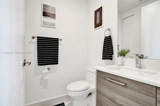 Building Photo - 1300 S Miami Ave