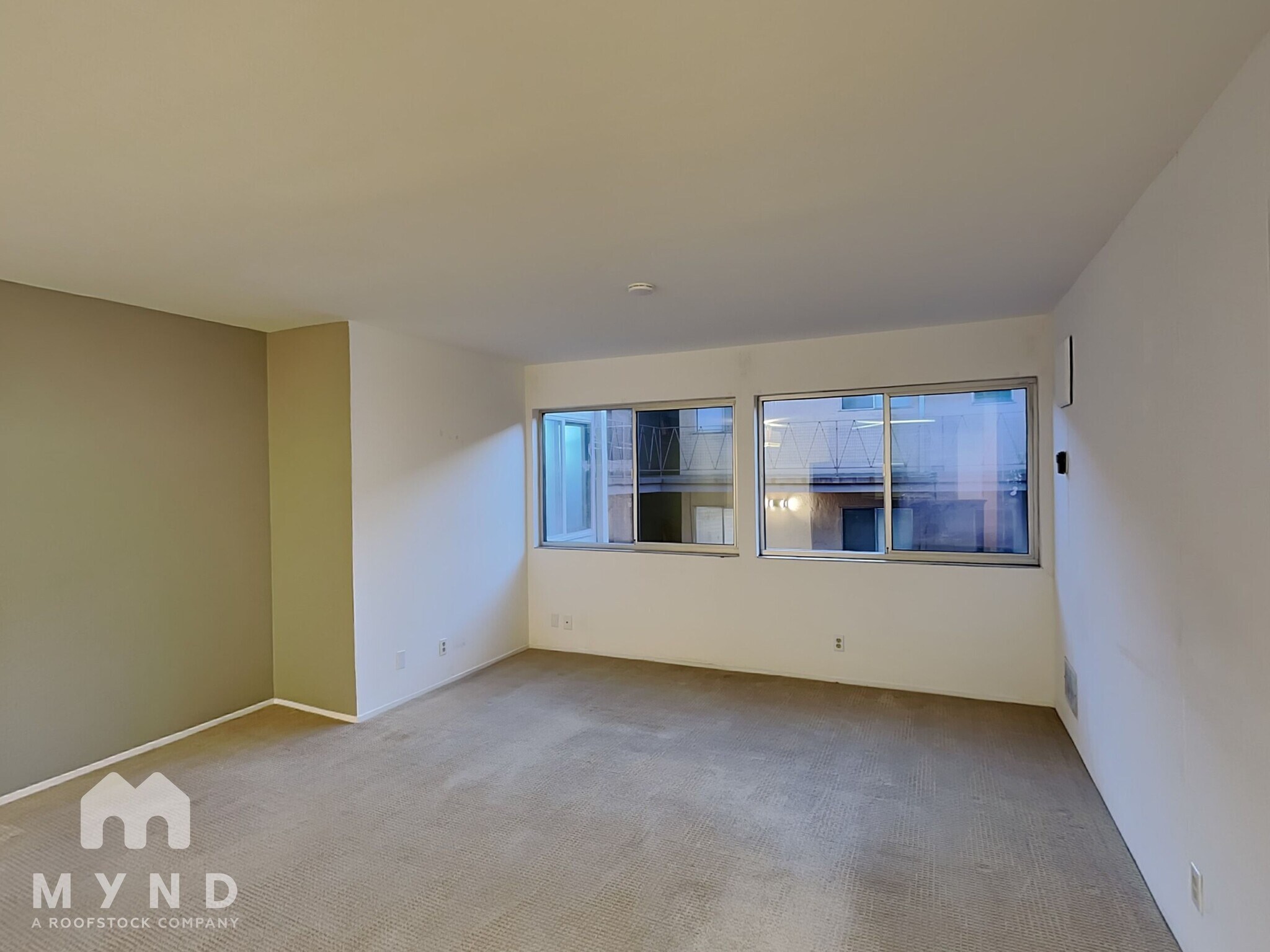 Building Photo - 360 Vernon St