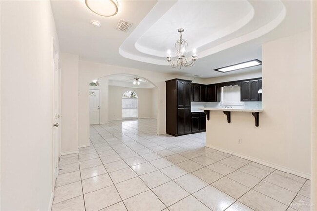 Building Photo - 21 27th