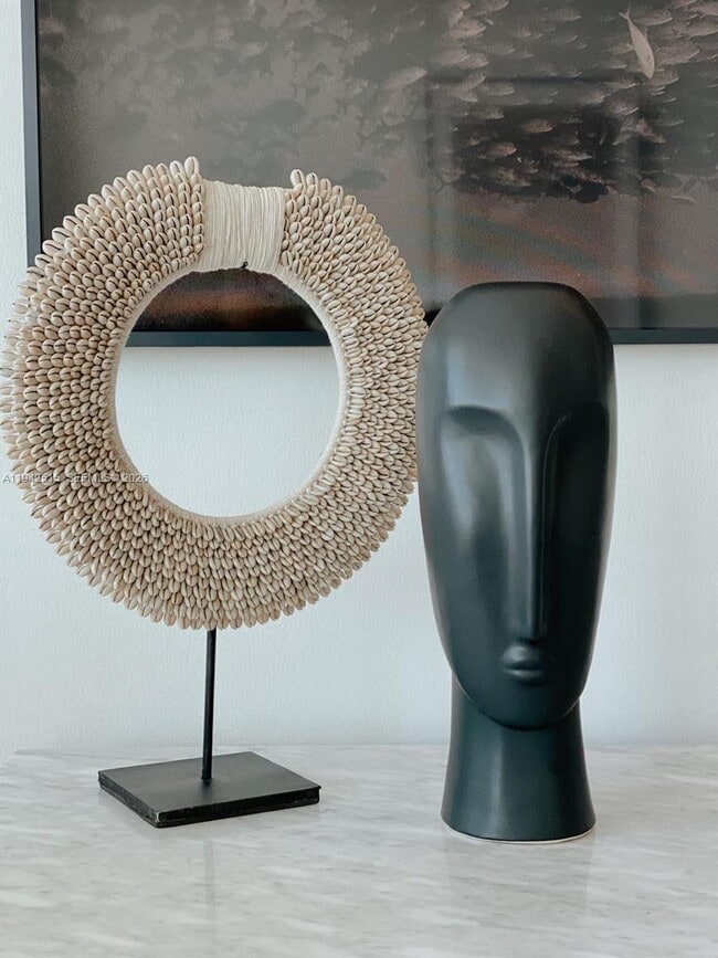 Building Photo - 800 Claughton Island Dr