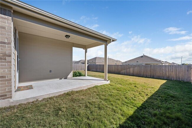 Building Photo - 21317 Wilmiller Ln