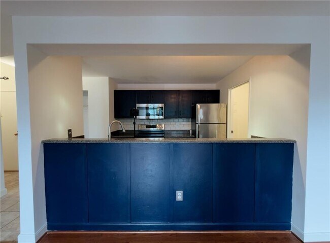 Building Photo - 494 Woonasquatucket Ave