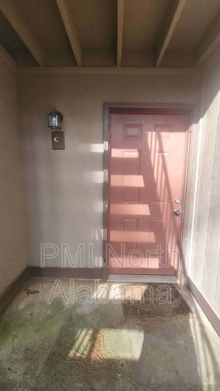 Building Photo - 906 Candlewood Dr NW