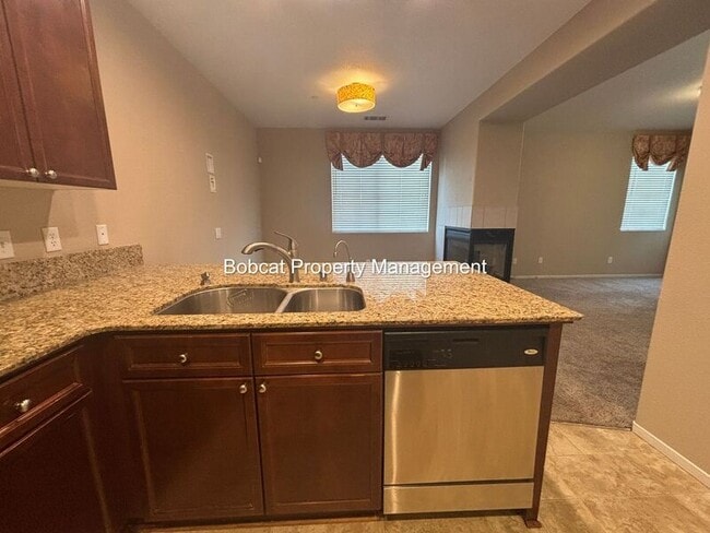 Building Photo - 1291 Toscana Way