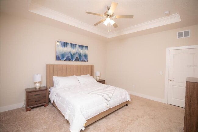 Building Photo - 7950 Delwin Ln