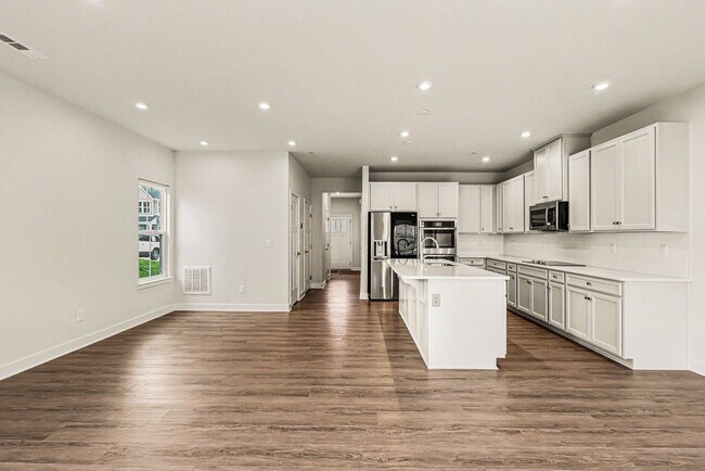 Building Photo - Townhome For Lease - Thompson's station