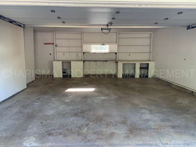Building Photo - 2509 S Groveland Ave
