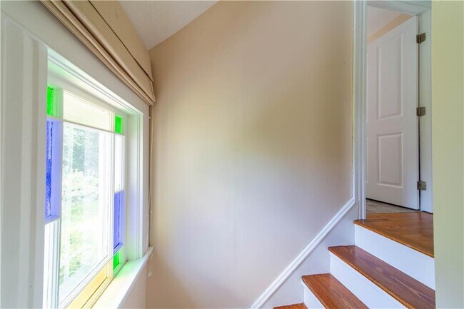 Building Photo - 283 Tidewater Dr