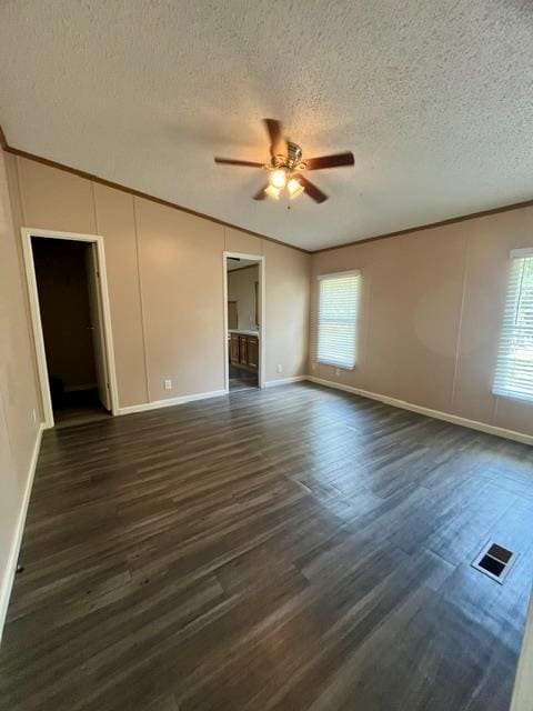 Building Photo - 150 Oak Forest Dr